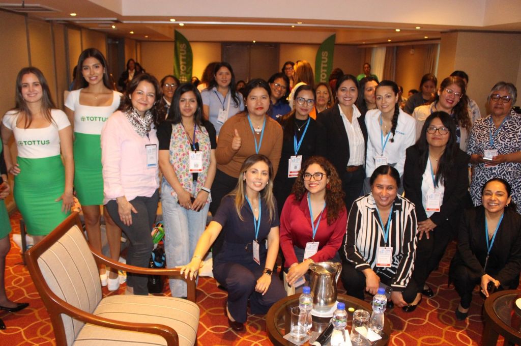 Women In HVACR Perú Women In HVACR Perú