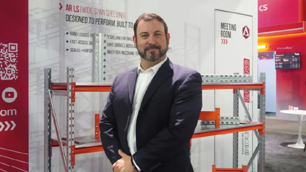 AR Racking gerente ventas EE.UU.